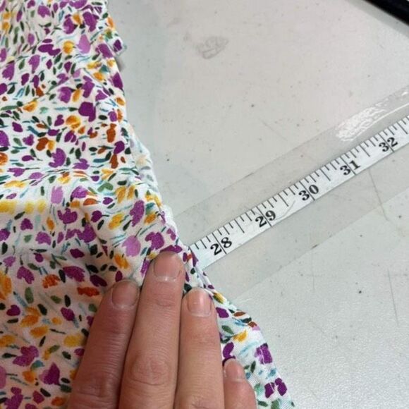 Torrid Fit And Flare Floral Tie Back Stretch Challis Button-Front‎ Tank Size 4X - Picture 9 of 11